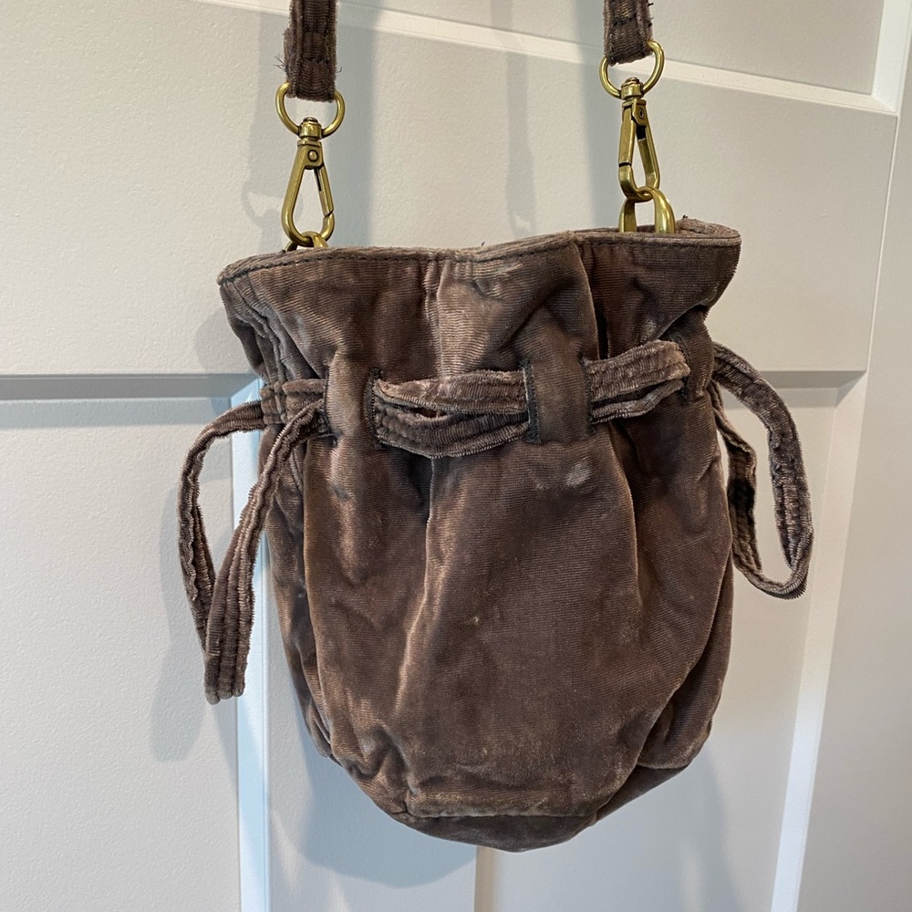 Bucket purse